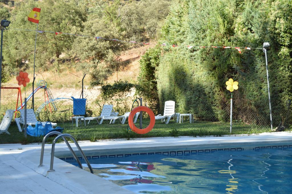 Cabanas Camping Sierra De Пеньяскоса Экстерьер фото